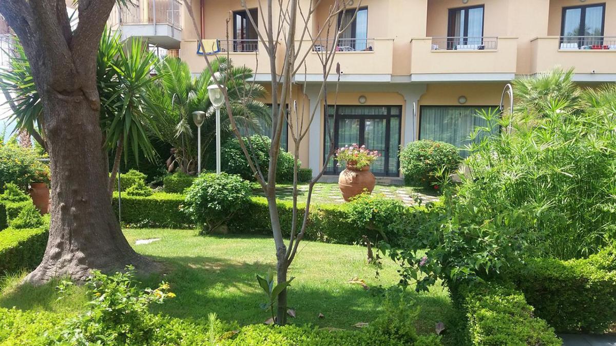 Nettuno Hotel Palace Belvedere Marittimo Eksteriør billede