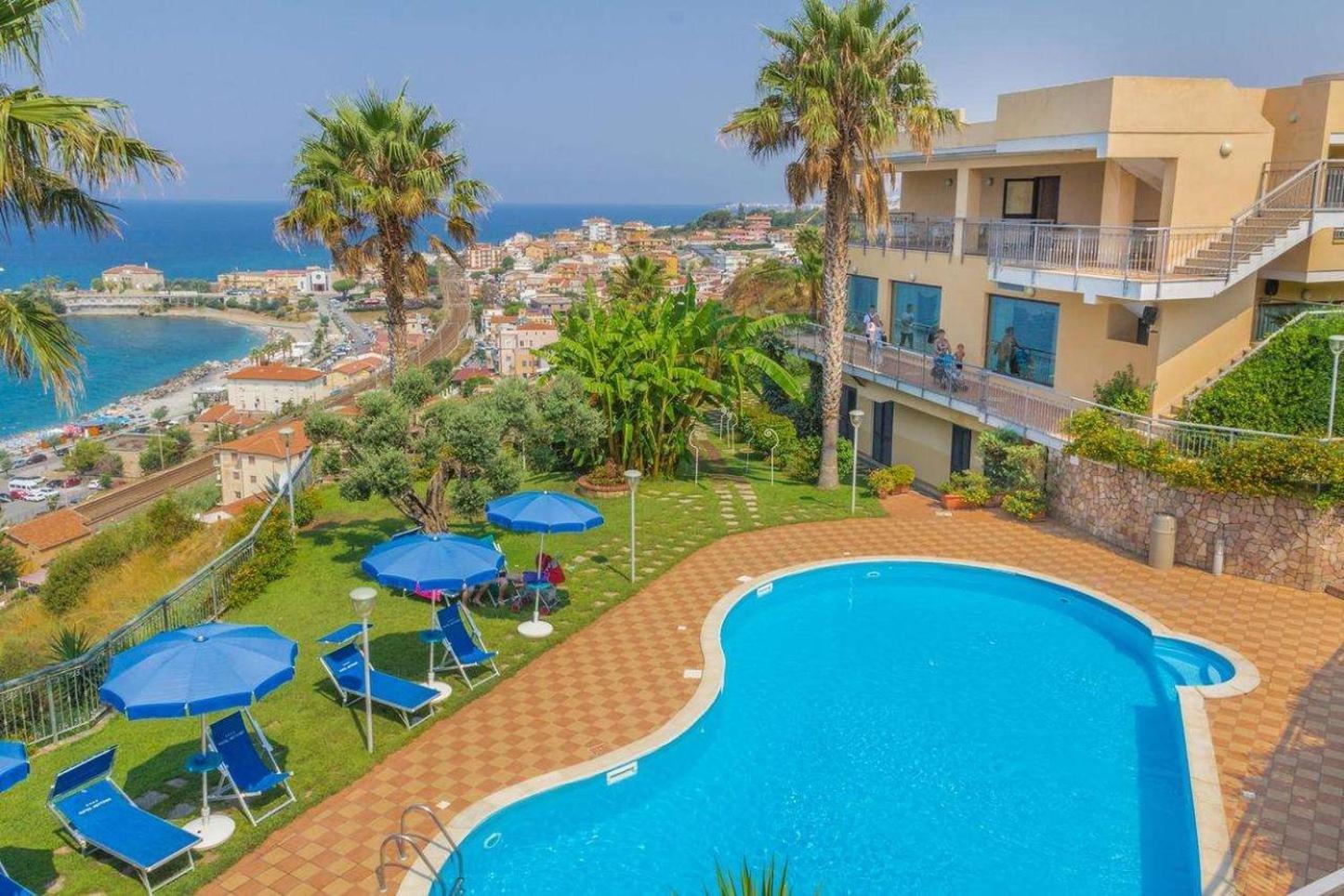 Nettuno Hotel Palace Belvedere Marittimo Eksteriør billede